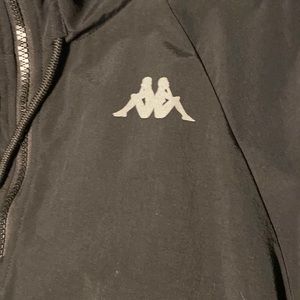 Kappa medium all black coat